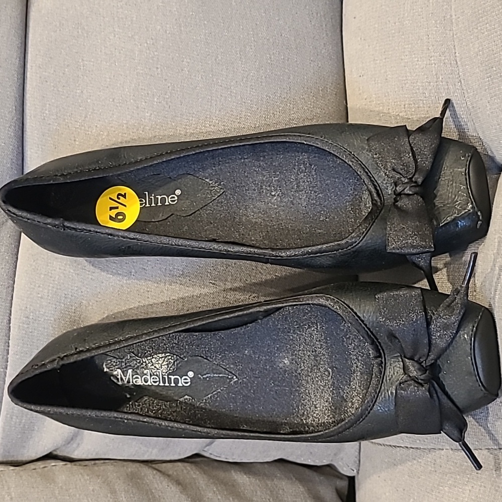 Madeline flat shoes